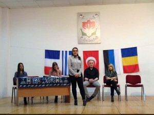 Bitai Vivien (X. A) is a diáktanács új elnöke szeretne lenni…