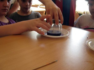 Kézműveskedés, kísérletezés – Iskola másként 
