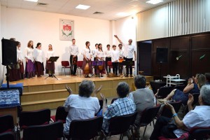Balassi Júliájától a kerek káposztáig – Aradon koncertezett a Népzenei Kamaraműhely