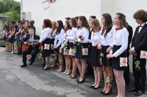 „Maradjon meg bennetek a kíváncsiság!…” – A nyolcadikosok ballagása 2017. június 8-án