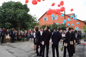 „Maradjon meg bennetek a kíváncsiság!…” – A nyolcadikosok ballagása 2017. június 8-án