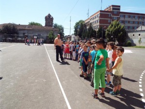 Játékos sporttevékenységen az elemi osztályos diákok – Erasmus+ rendezvény az iskolánkban